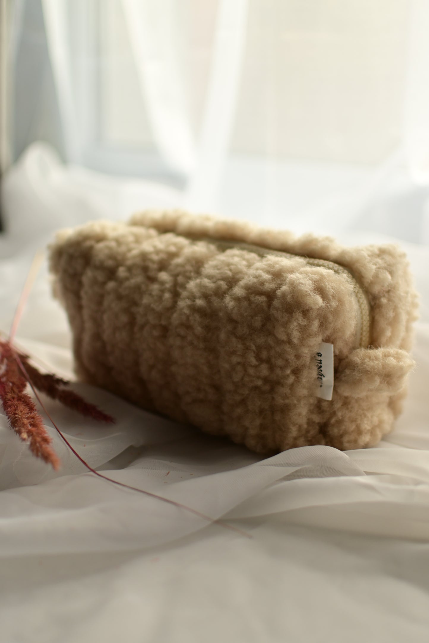 Teddy Wool Bag – natural beige cosmetic bag made of sheep wool 🧸✨