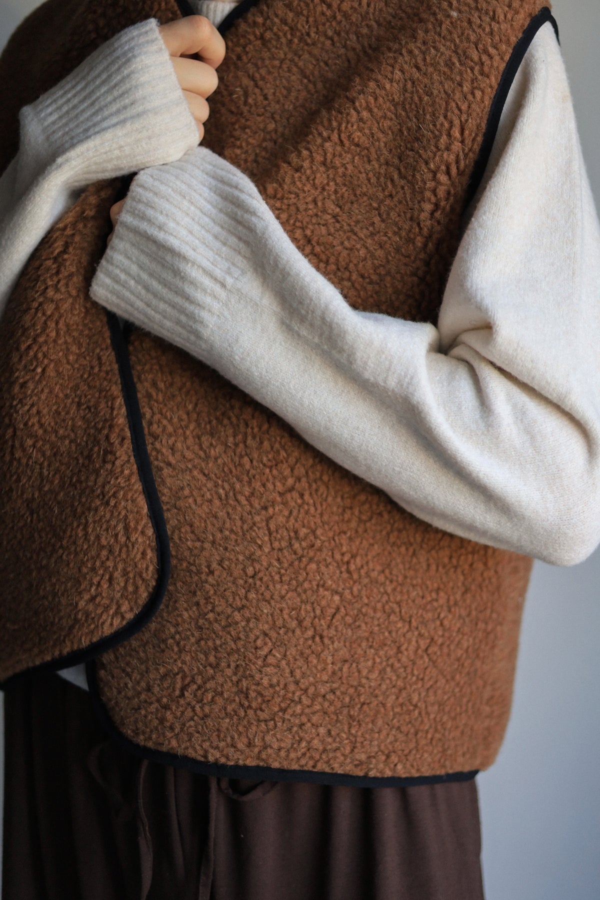RAW Merino Wollweste Braun