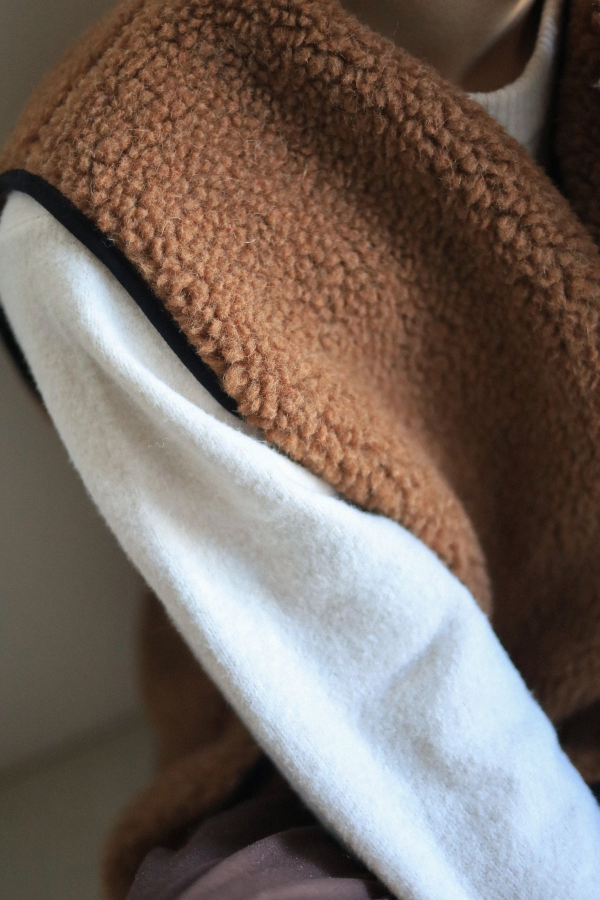 RAW Merino Wollweste Braun