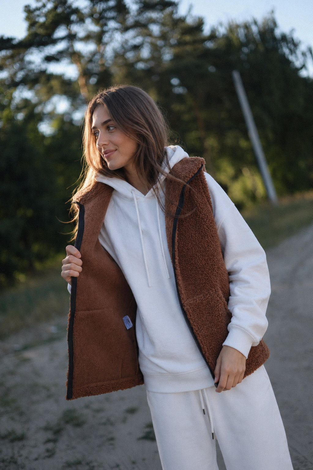 LINO – Merino Wool Vest Brown