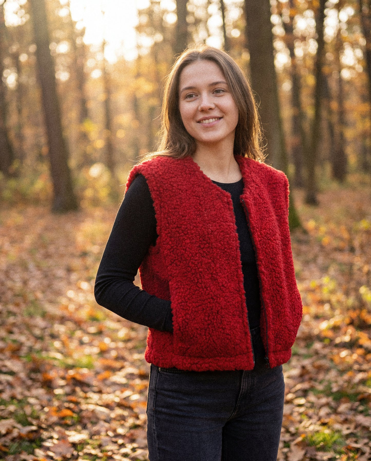 NORA VEST — czerwona kamizelka z wełny merino