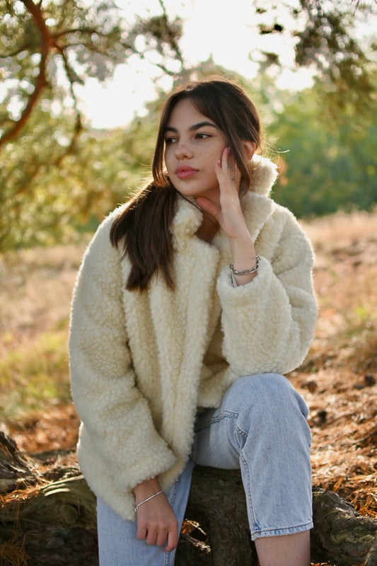 Krótki płaszcz Teddy ecru