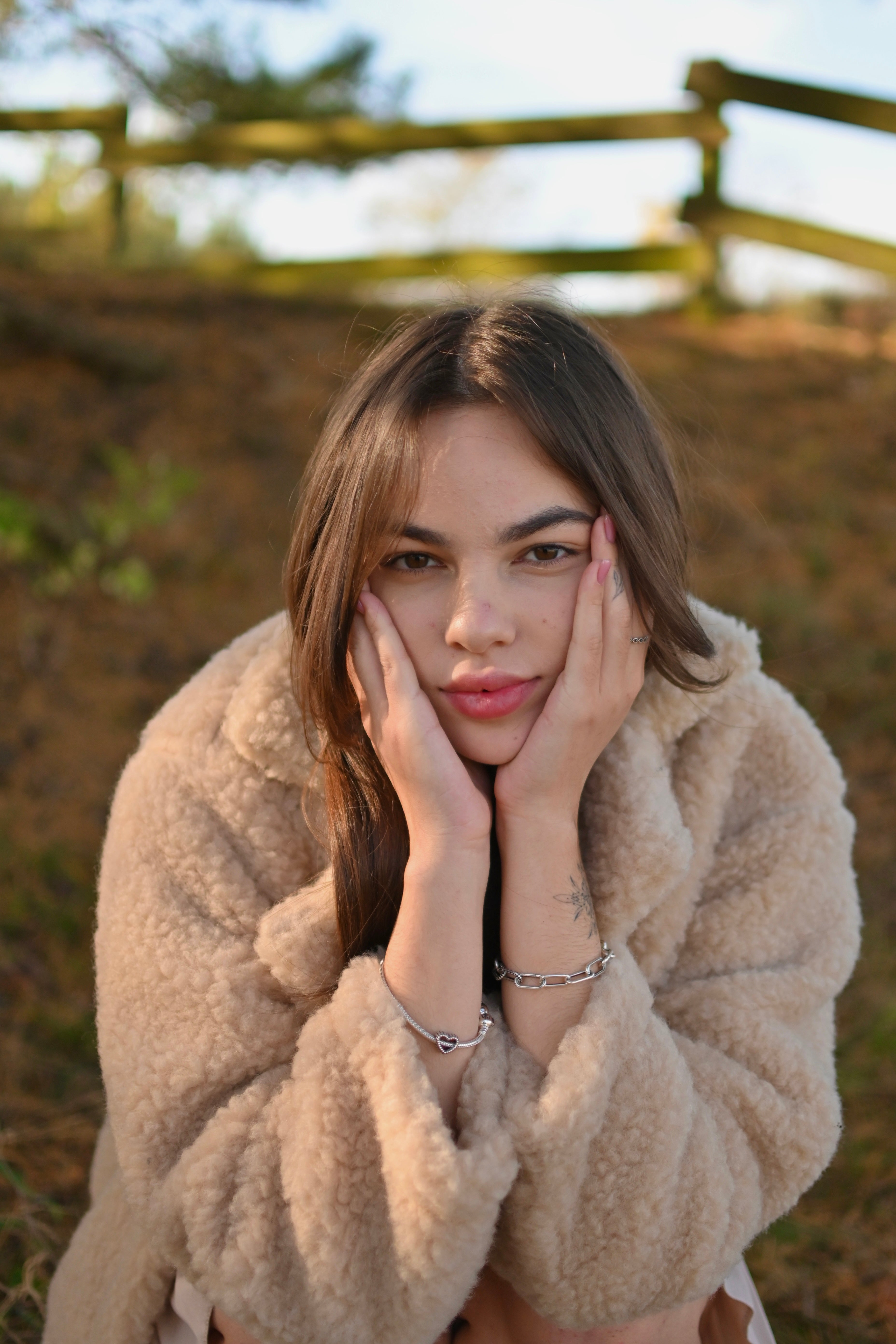 Krótki płaszcz Teddy