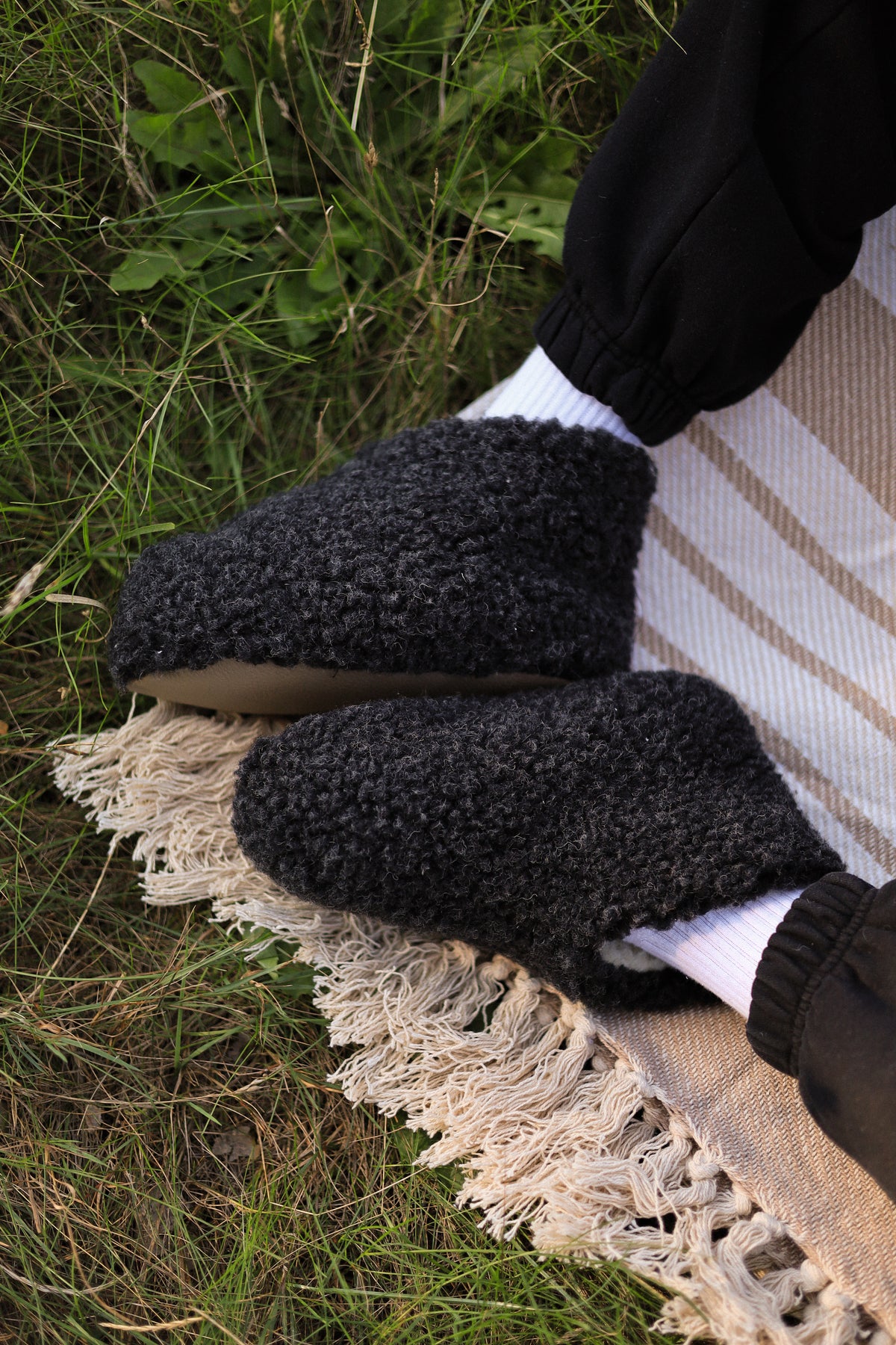 Merino Hausschuhe | 100% Schafwolle | Schwarz