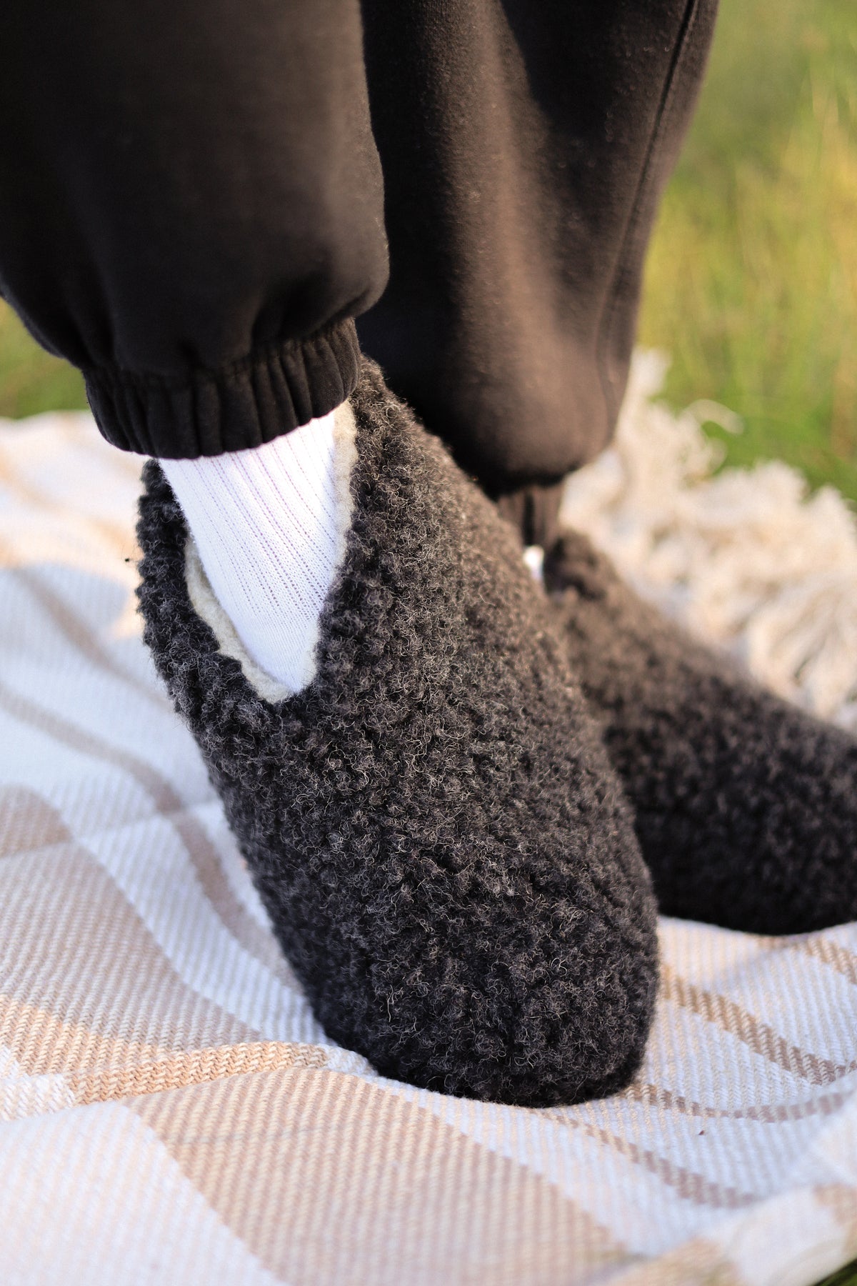 Merino Hausschuhe | 100% Schafwolle | Schwarz
