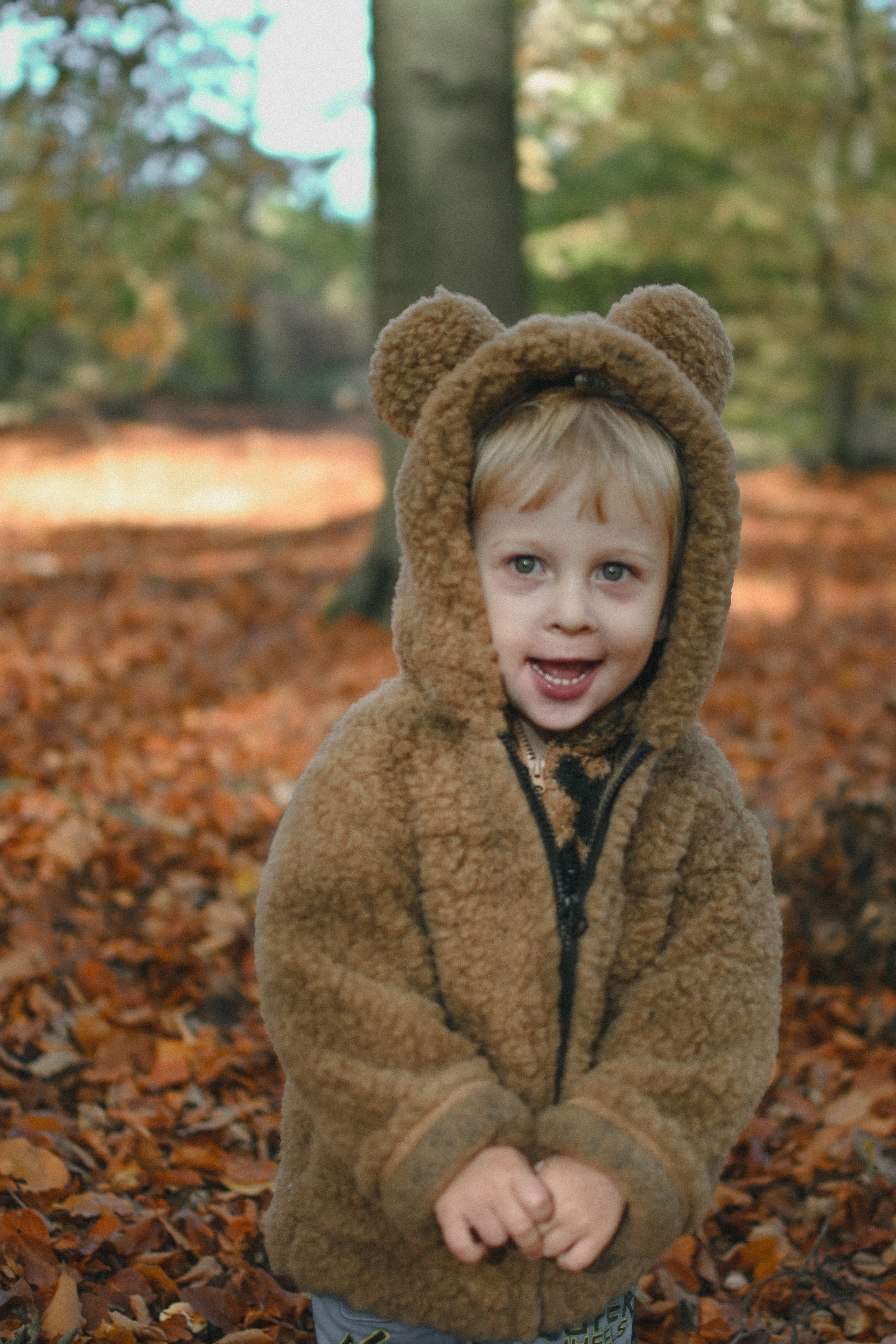 Kurtka dziecięca z uszkami z wełny Teddy