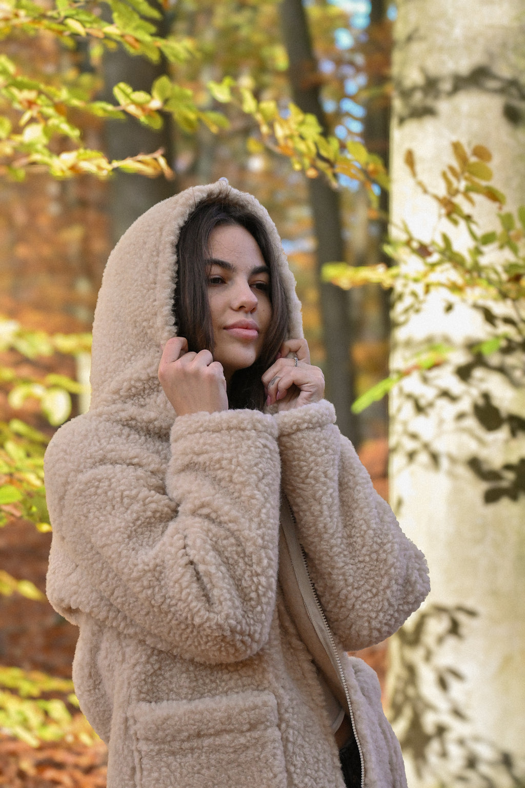 Beżowa wełniana kurtka