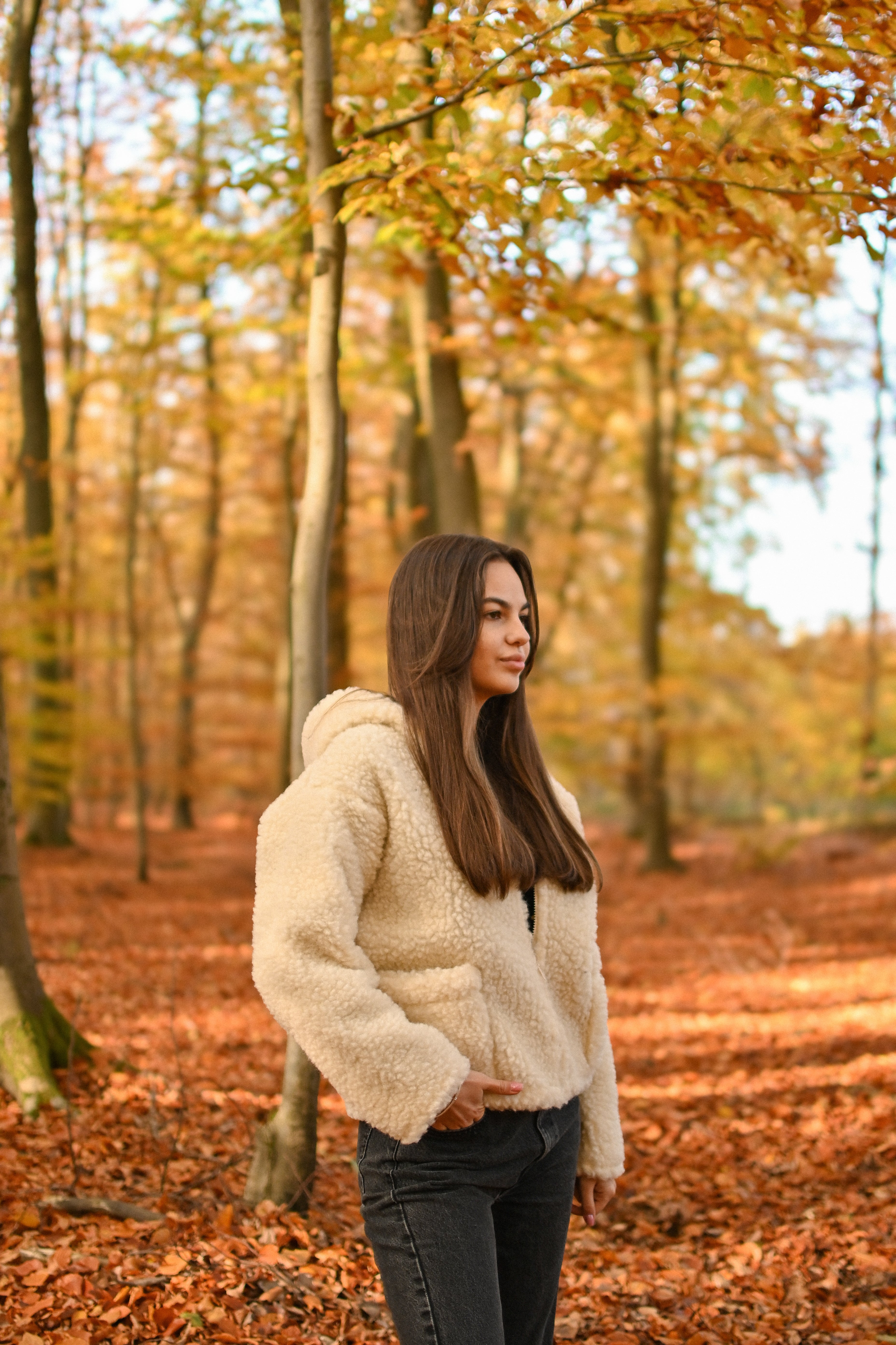Kurtka z wełny owczej w kolorze ecru