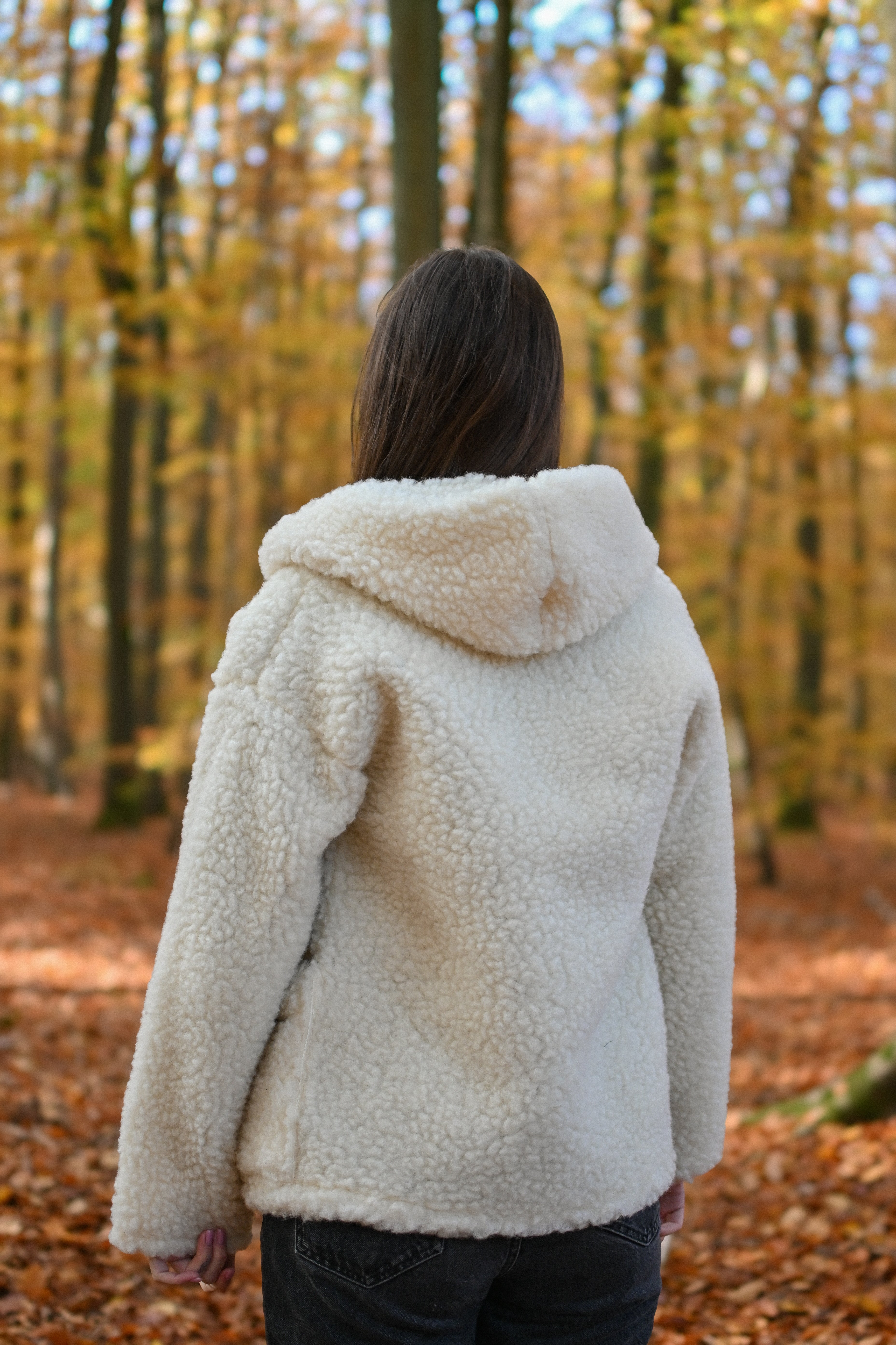 Kurtka z wełny owczej w kolorze ecru