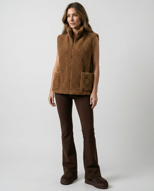 Brązowa kamizelka teddy