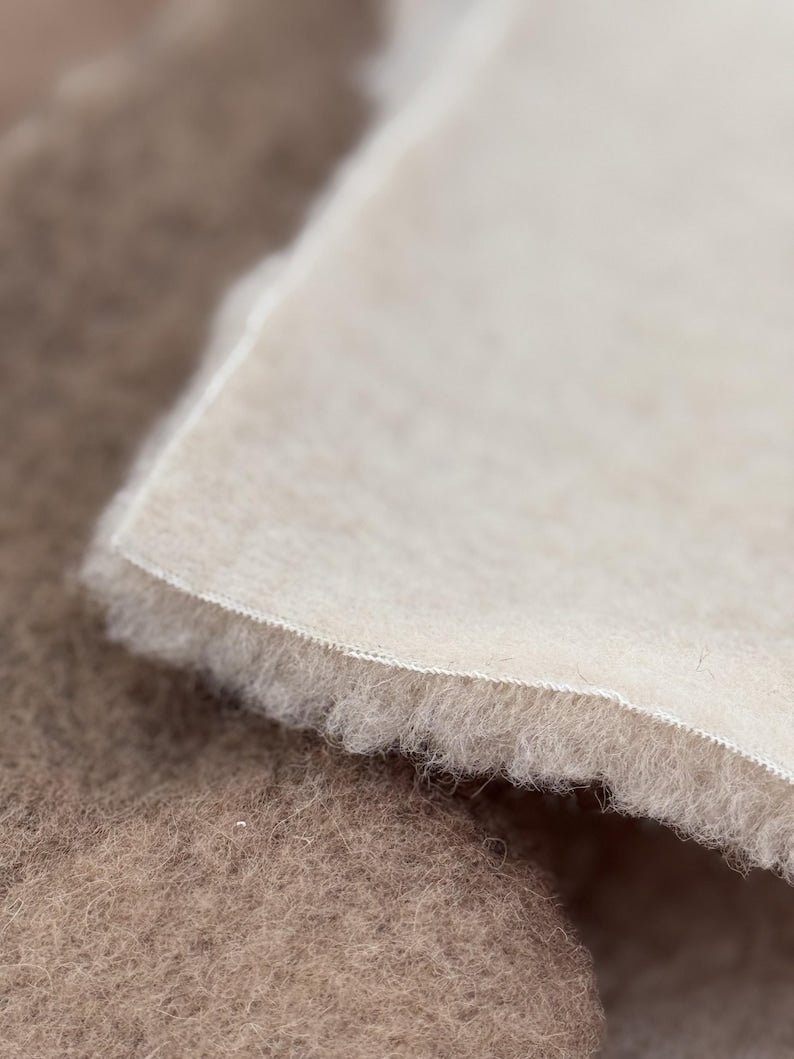 Maybell’s Merino Wollstoff Detail 4