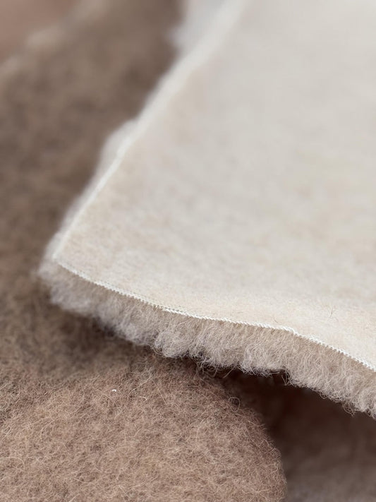 Maybell’s Merino Wollstoff Detail 4